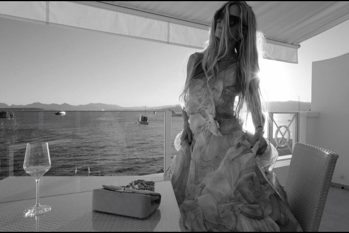 Laura Bailey Laura Bailey